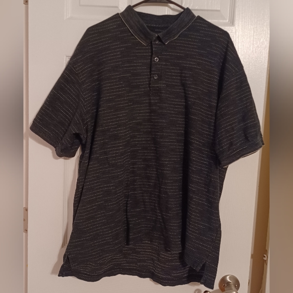 *Donating soon if not sold* IZOD Golf polo XL